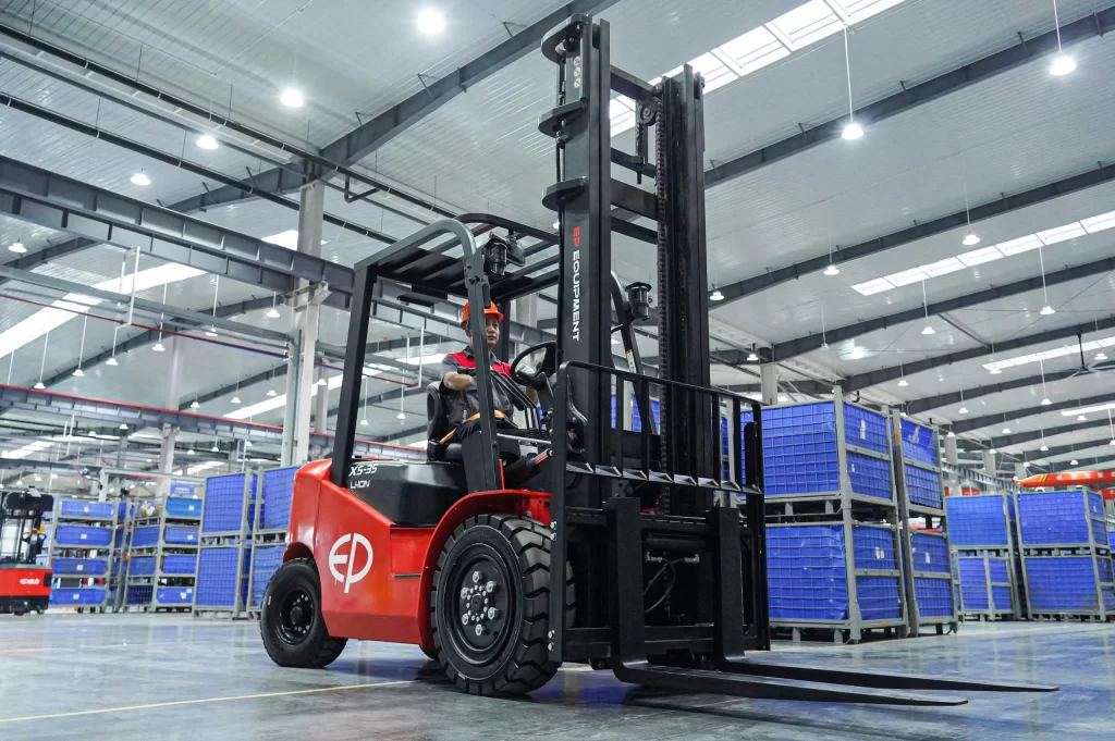 Cuánto pesa un montacargas