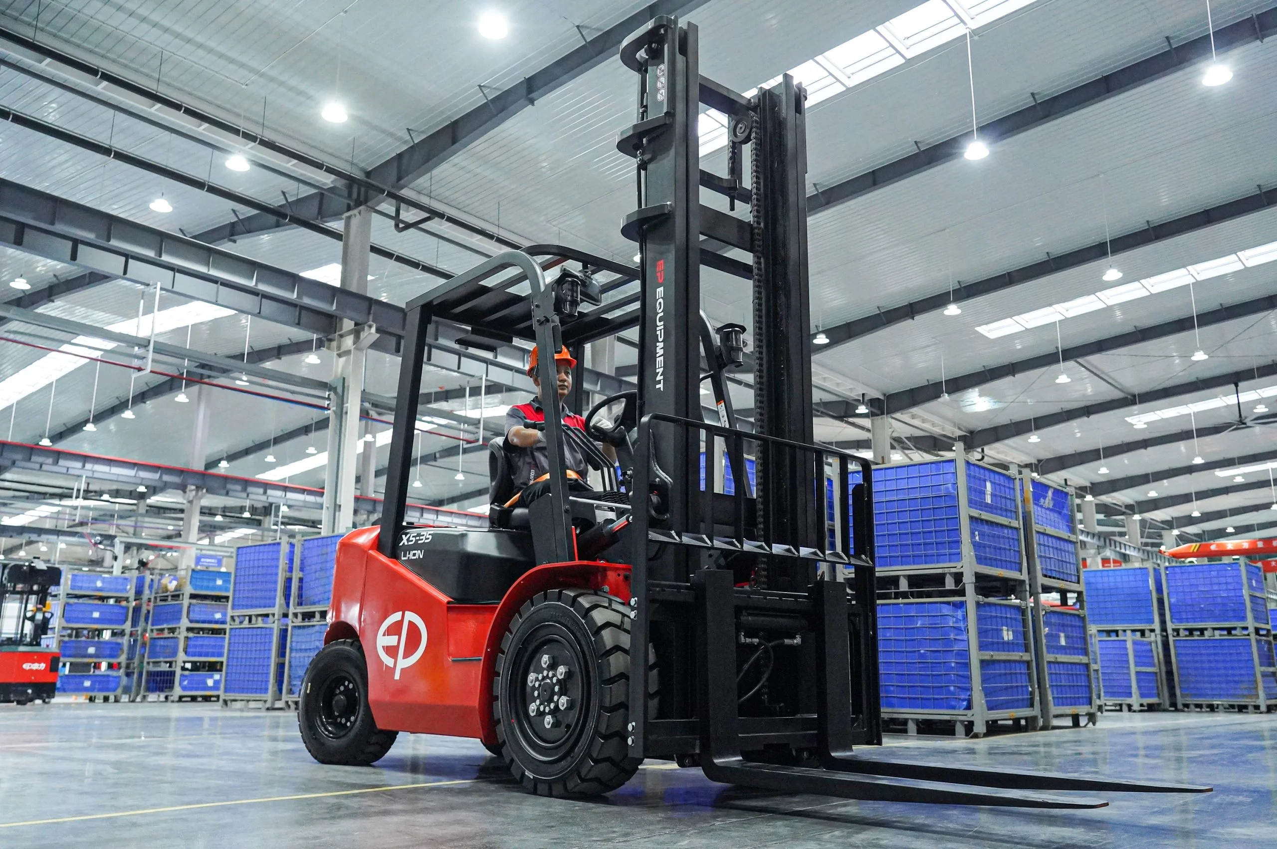 Cuánto pesa un montacargas